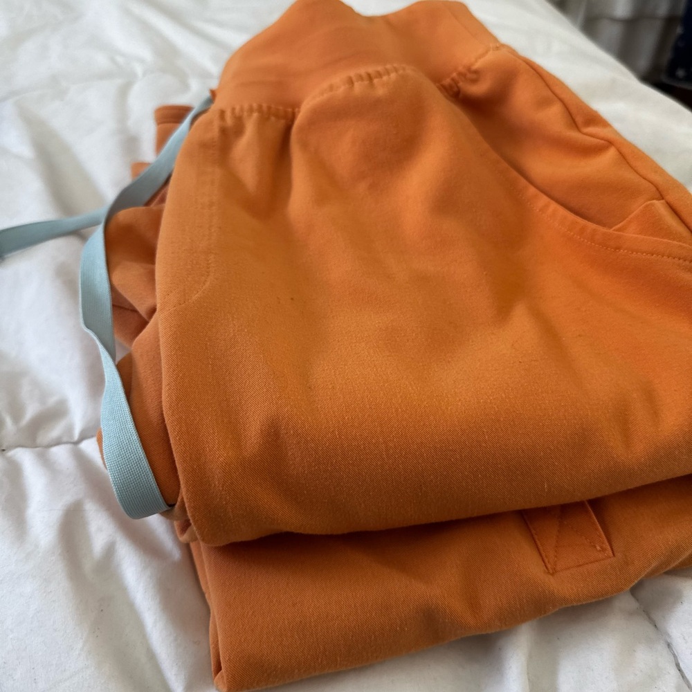 Figs - Picture 10 of 10